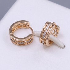 Сережки ХР. Позолота 18К. Камені: білий циркон. Діаметр: 13 мм. Ширина: 5 мм.