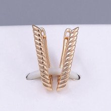 Сережки ХР M&L. Позолота 18К. Довжина: 24 мм. Ширина: 3 мм.