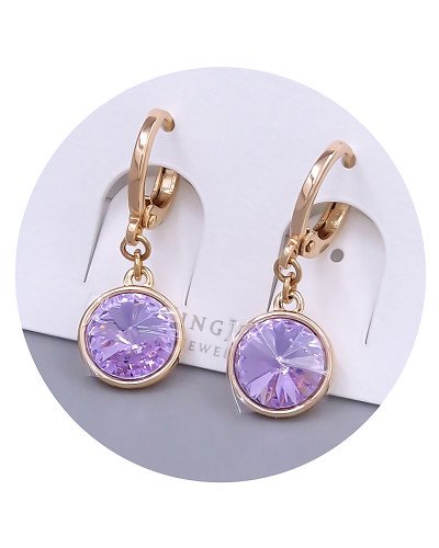 Сережки XР. Позолота 18К. Камені: Swarovski бузкового кольору. Довжина: 26 мм. Ширина: 10 мм.