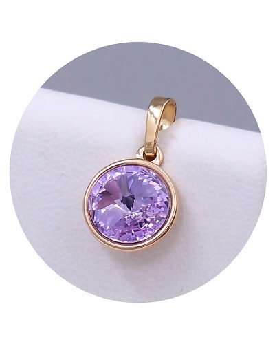 Кулон XР. Позолота 18К. Камені: Swarovski ніжно-фіолетового кольору. Довжина: 17 мм. Ширина: 10 мм.