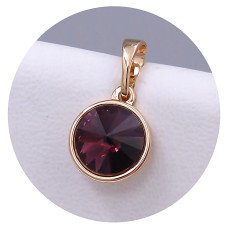 Кулон XР. Позолота 18К. Камені: Swarovski фіолетового кольору. Довжина: 17 мм. Ширина: 10 мм.
