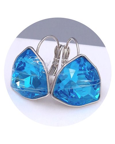 Сережки ХР. Родій. Камені: Swarovski блакитного кольору. Довжина: 20 мм. Ширина: 18 мм.