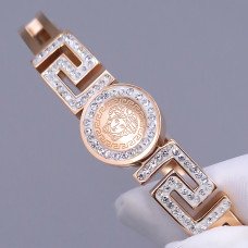 Жорсткий браслет Stainless Steel. Сталь. Позолота ЧВ. Камені: білий циркон. Діаметр: 63 мм