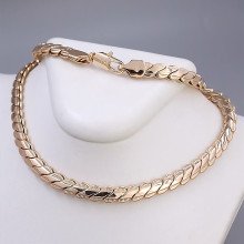 Ланцюжок XР. Позолота 18К. Довжина: 50 см. Ширина: 6 мм.