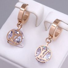 Сережки Stainless Steel. Сталь. Позолота ЧВ. Камені: білий циркон. Довжина: 26 мм. Ширина: 10 мм.