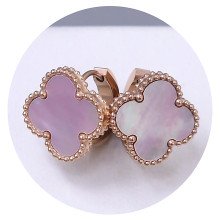 Сережки Stainless Steel з емаллю. Сталь. Позолота ЧВ. Діаметр: 13 мм. Ширина: 16 мм.