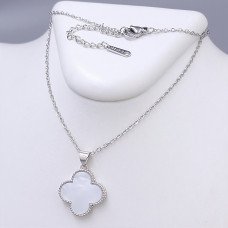 Ланцюжок з кулоном Stainless Steel з білою емаллю. Сталь. Родій. Довжина ланцюжка: 40-45 см.