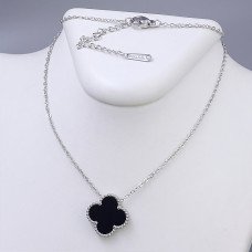 Ланцюжок із двостороннім кулоном Stainless Steel із чорною емаллю. Сталь. Родій. Довжина ланцюжка: 40.5-45.5 см.