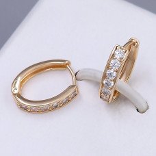 Сережки ХР. Позолота 18К. Камені: білий циркон. Довжина: 15 мм. Ширина: 3 мм.