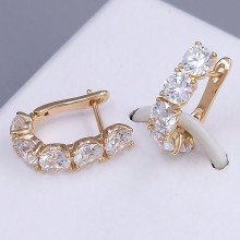 Сережки ХР. Позолота 18К. Камені: білий циркон. Довжина: 18 мм. Ширина: 5 мм.