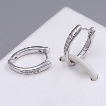 Сережки ХР. Родій. Камені: білий циркон. Довжина: 17 мм. Ширина: 2 мм