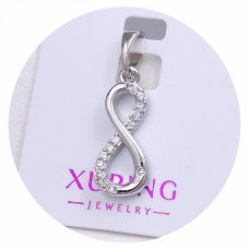 Кулон XР. Родій. Камені: циркон. Довжина: 23 мм. Ширина: 7 мм.