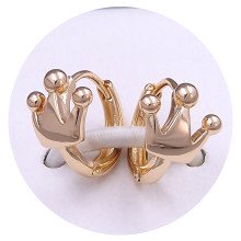 Сережки ХР. Позолота 18К. Діаметр: 13 мм. Ширина: 10 мм.
