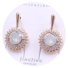 Сережки XР. Позолота 18К. Камені: Swarovski та циркон. Довжина: 20 мм. Ширина: 12 мм.