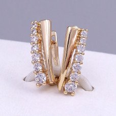Сережки ХР. Позолота 18К. Камені: білий циркон. Довжина: 17 мм. Ширина: 5 мм.