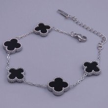 Двосторонній браслет із чорною емаллю Stainless Steel. Сталь. Родій. Камені: білий циркон. Довжина: 17.5-22.5 см. Ширина: 13 мм.