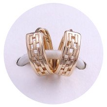 Сережки ХР. Позолота 18К. Діаметр: 13 мм. Ширина: 4 мм.