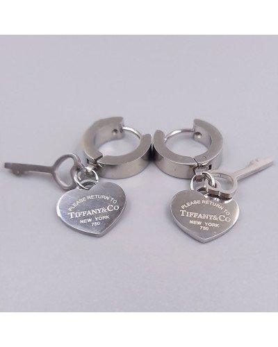 Сережки Stainless Steel. Сталь. Під срібло. Довжина: 31 мм. Ширина: 13 мм.