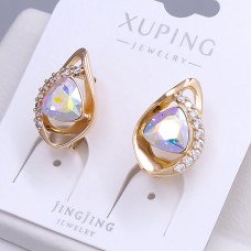 Сережки XР із Swarovski бензинового кольору. Мед. золото 18К. Камені білого кольору. Довжина: 17 мм. Ширина: 12 мм.