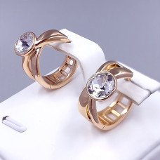 Сережки XР зі Swarovski білого кольору. Мед. золото 18К. Діаметр: 15 мм. Ширина: 8 мм.