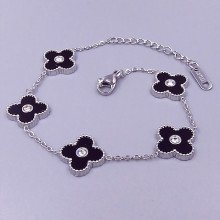 Браслет Stainless Steel. Сталь. Під срібло. Камені білого кольору. Довжина: 17.5-23 см. Ширина: 13 мм.