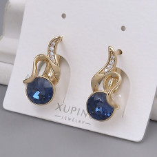 Сережки XР зі Swarovski. Мед. золото 18К. Довжина: 22 мм. Ширина: 9 мм.