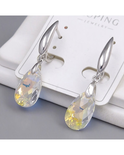 Сережки XР зі Swarovski бензинового кольору. Мед. срібло. Довжина: 39 мм. Ширина: 9 мм.